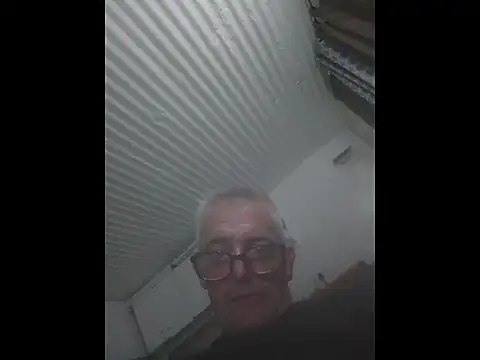 Snapshot of NICJOHNS chatting on 11, 2, 2026 NICJOHNS online show from 11, 2, 2026