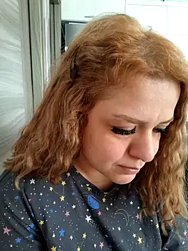 cansuozell online show from 28, 2, 2026