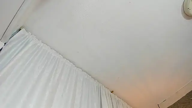 KOURTNEY-- online show from 15, 2, 2026