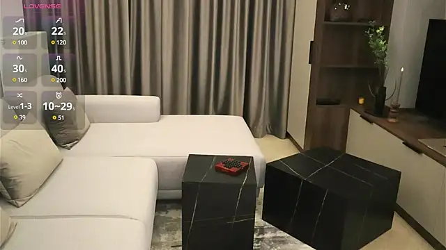 IrisNoire online show from 5, 2, 2025