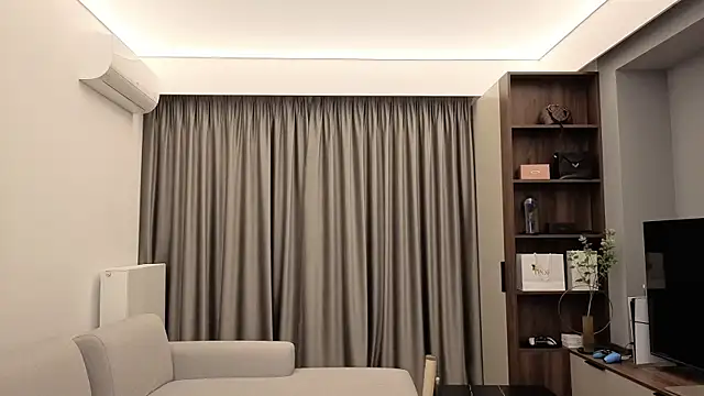 IrisNoire online show from 18, 12, 2025