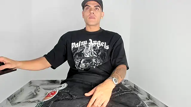 mikee scooth online show from 29, 11, 2025