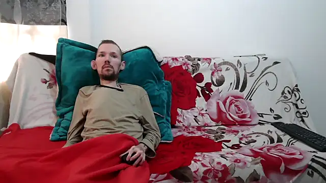 Sophia and Thomas online show from 12, 3, 2026