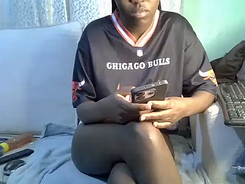 Caryyyl online show from 15, 1, 2026