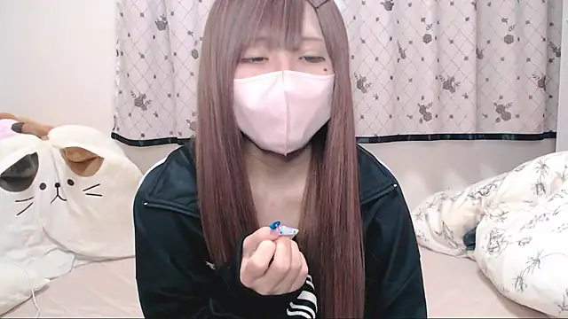  hiyor  online show from 24, 4, 2026