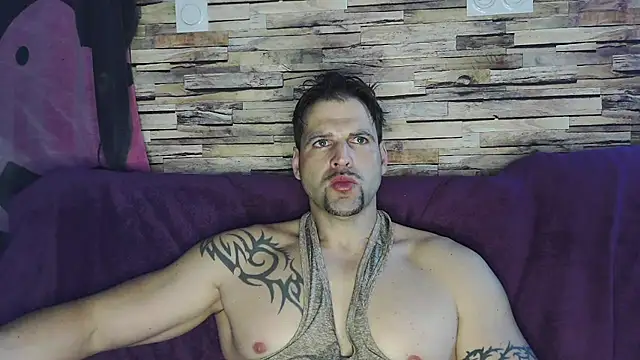 XxBigboybandxX online show from 1, 3, 2025