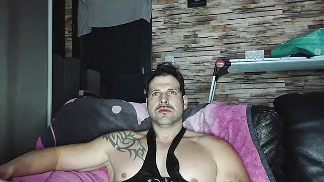 XxBigboybandxX online show from 9, 1, 2026