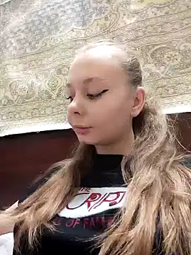 Snapshot of Ekaterina27 chatting on 20, 6, 2026 Ekaterina27 online show from 20, 6, 2026