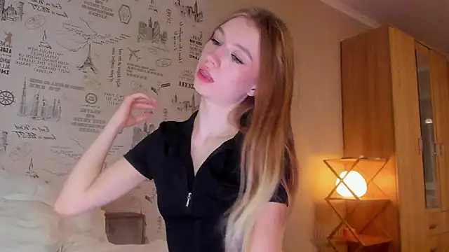 minidivaa  online show from 10, 11, 2025