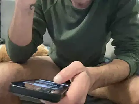 Snapshot of 4small4inchlol chatting on 9, 2, 2026 4small4inchlol online show from 9, 2, 2026