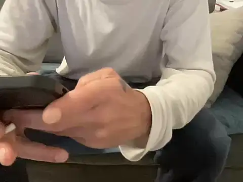 Snapshot of 4small4inchlol chatting on 25, 2, 2026 4small4inchlol online show from 25, 2, 2026