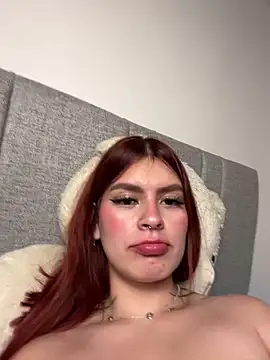 Isa smeraldy online show from 3, 3, 2026