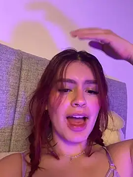 Isa smeraldy online show from 22, 3, 2026