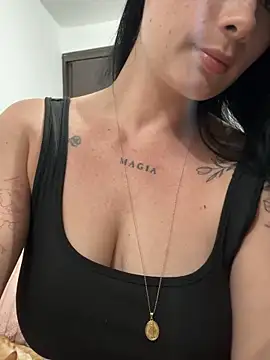 Libia James online show from 17, 3, 2026