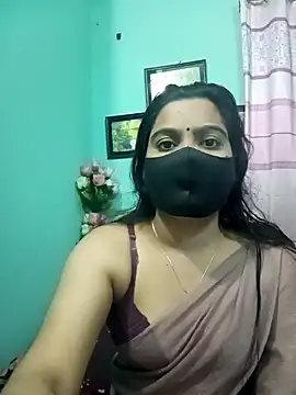 Snapshot of Amisha-2 chatting on 5, 1, 2025 Amisha-2 online show from 5, 1, 2025