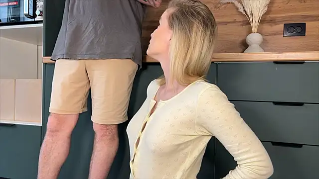 Adelovenick online show from 26, 3, 2026