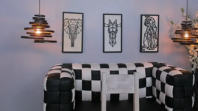 Snapshot of SARAFOXX_ chatting on 7, 12, 2024 SARAFOXX online show from 7, 12, 2024