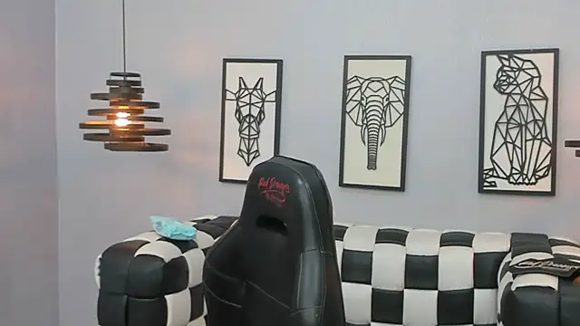 Snapshot of SARAFOXX_ chatting on 31, 1, 2025 SARAFOXX online show from 31, 1, 2025