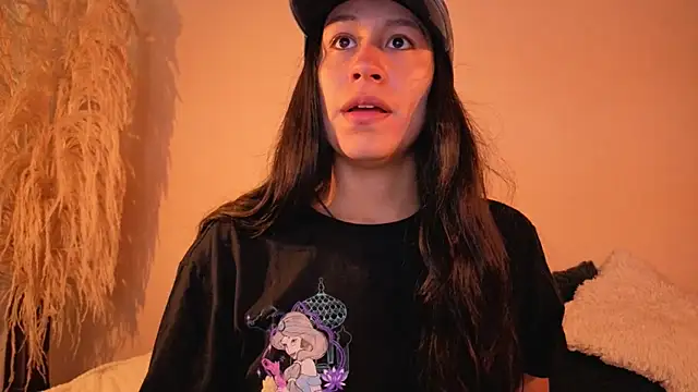 EmiGomez  online show from 20, 12, 2025