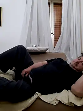 Snapshot of bluangelo chatting on 15, 3, 2025 bluangelo online show from 15, 3, 2025