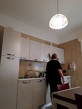 Snapshot of bluangelo chatting on 14, 10, 2025 bluangelo online show from 14, 10, 2025