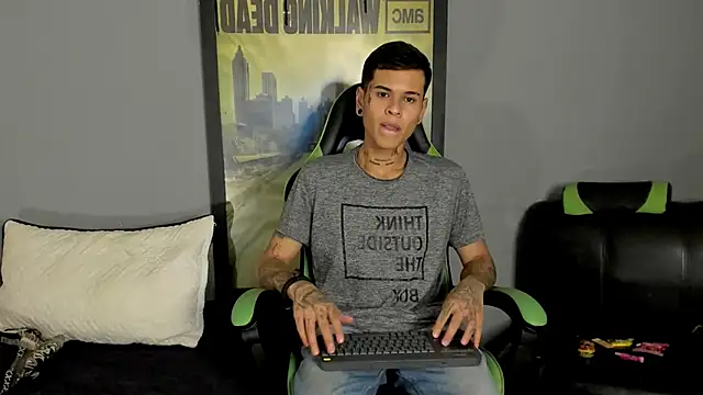 Snapshot of jamesinked_ chatting on 23, 3, 2025 jamesinked online show from 23, 3, 2025