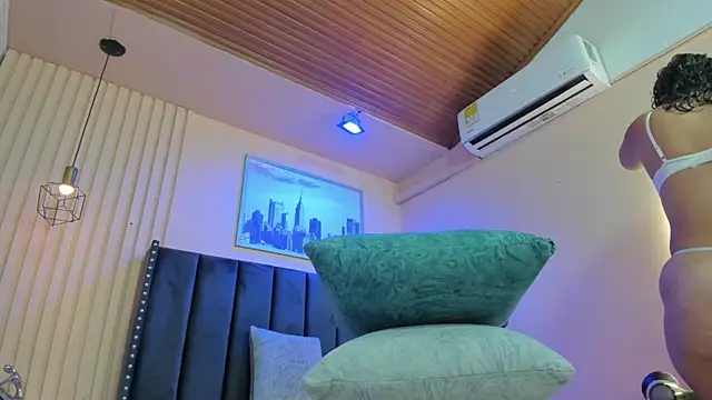 viiolett lee online show from 26, 2, 2026