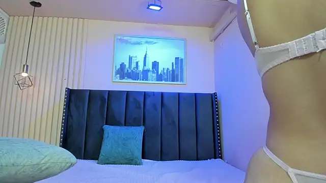 viiolett lee online show from 3, 3, 2026