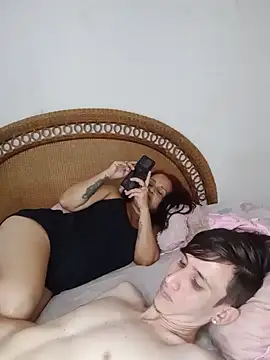 Snapshot of Milfvalesk chatting on 25, 2, 2025 Milfvalesk online show from 25, 2, 2025