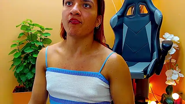 Snapshot of aslyhernandez_7 chatting on 26, 2, 2025 aslyhernandez 7 online show from 26, 2, 2025