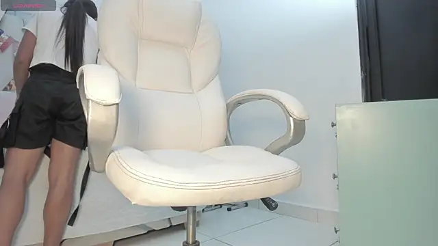 Snapshot of Victoriaa_millers chatting on 9, 7, 2026 Victoriaa millers online show from 9, 7, 2026