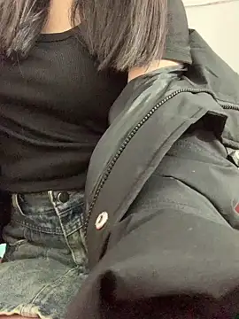 Snapshot of Vani_S2 chatting on 19, 2, 2025 Vani S2 online show from 19, 2, 2025