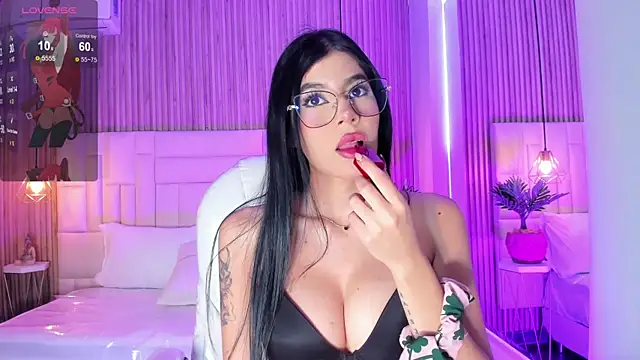 CaitlynCouper online show from 8, 1, 2026