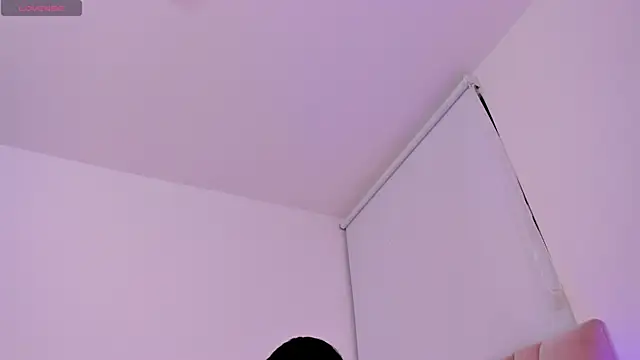 Snapshot of ZarianaEvanz chatting on 8, 6, 2026 ZarianaEvanz online show from 8, 6, 2026