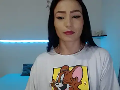 Sara-Guzman1 online show from 11, 2, 2025