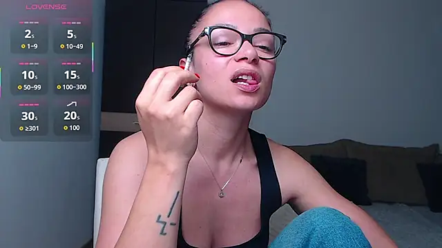 Snapshot of BabySerene chatting on 3, 6, 2026 BabySerene online show from 3, 6, 2026