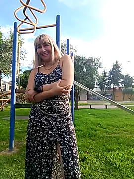 florecita9 online show from 19, 12, 2024