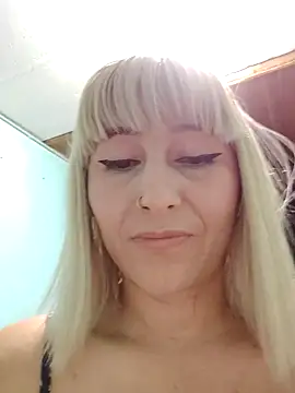 florecita9 online show from 18, 1, 2025