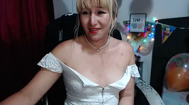 florecita9 online show from 1, 3, 2025