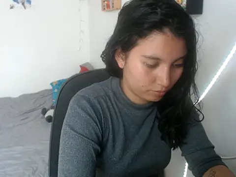 HannaKlein online show from 16, 12, 2025