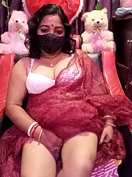 Snapshot of ella_mariya chatting on 7, 6, 2026 ella mariya online show from 7, 6, 2026