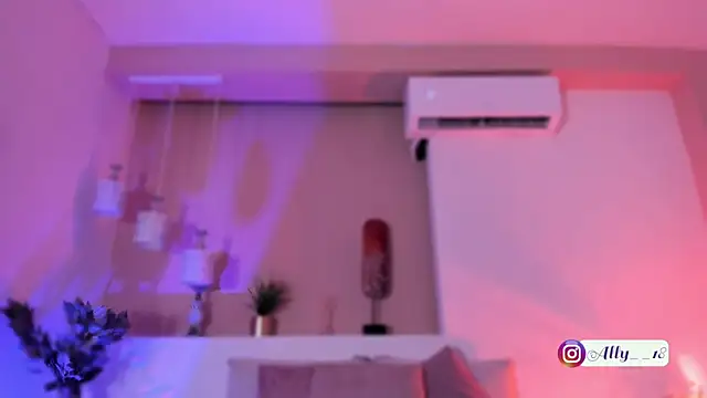 Snapshot of Ally_addams chatting on 24, 9, 2025 Ally addams online show from 24, 9, 2025