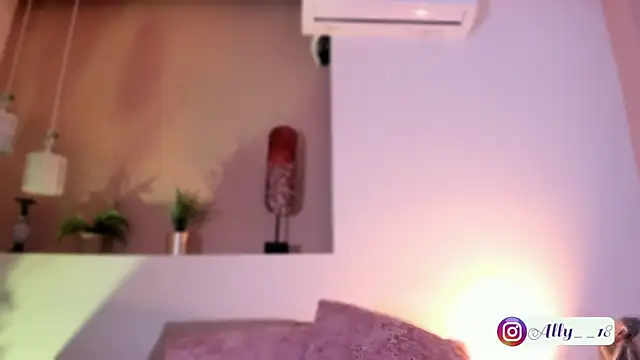 Snapshot of Ally_addams chatting on 3, 12, 2025 Ally addams online show from 3, 12, 2025