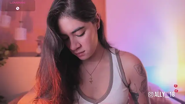 Snapshot of Ally_addams chatting on 5, 2, 2026 Ally addams online show from 5, 2, 2026