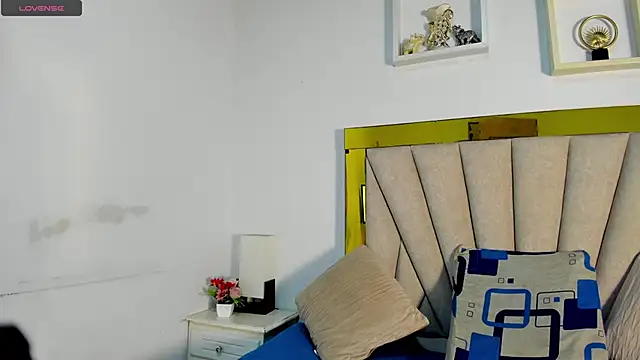 vahiolet fuentes online show from 3, 12, 2025