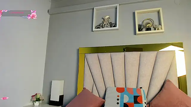Snapshot of vahiolet_fuentes chatting on 17, 7, 2026 vahiolet fuentes online show from 17, 7, 2026