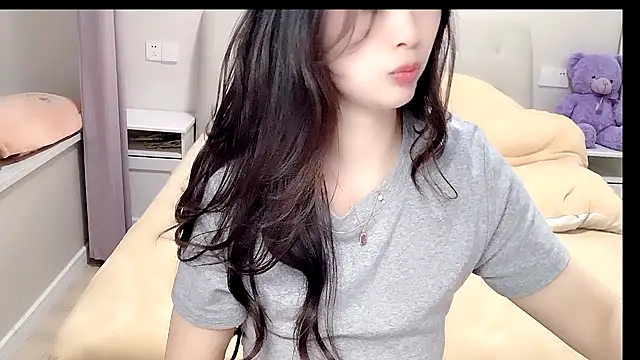 aisha123123 online show from 25, 3, 2026