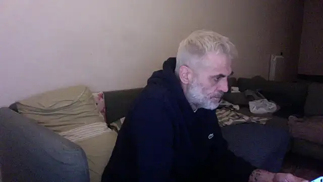 Snapshot of skossa777 chatting on 4, 10, 2025 skossa777 online show from 4, 10, 2025