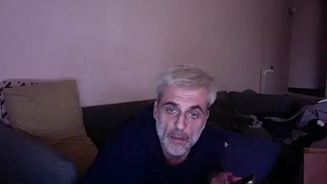 Snapshot of skossa777 chatting on 27, 10, 2025 skossa777 online show from 27, 10, 2025