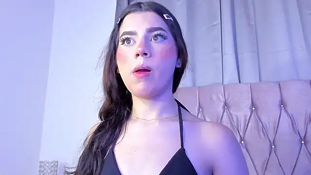 Snapshot of Ashley_piinkk_ chatting on 14, 3, 2025 Ashley piinkk  online show from 14, 3, 2025